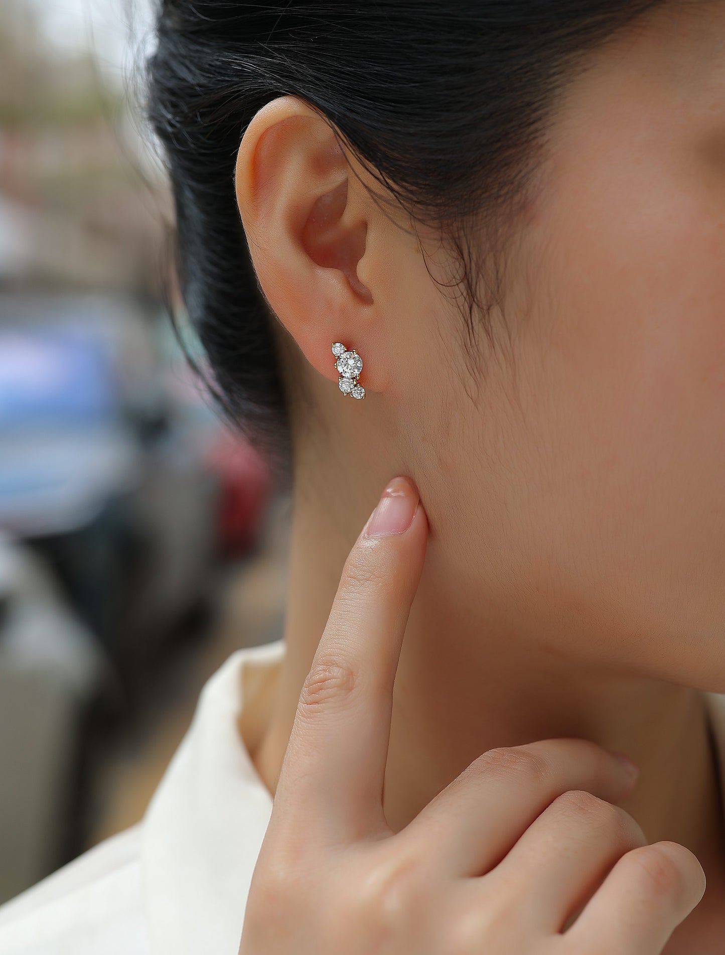 Four-diamond Light Shadow - Luxurious And Fashionable Light Luxury Jewelry Stud Earrings Set With Top-quality Moissanite, S925 Silver Electroplated Gold